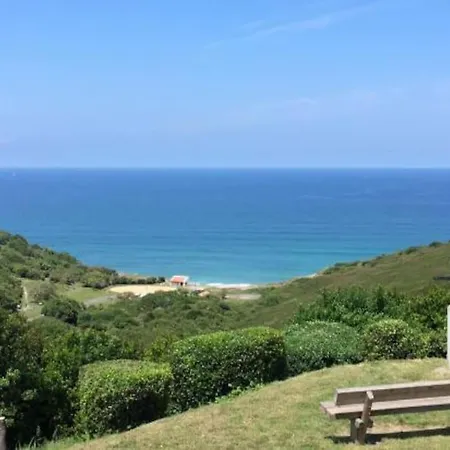 Plage D'erretegia Et A Pied Bidart
